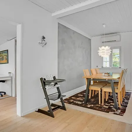 Cozy In Hyllinge With Wifi Кирке-Хиллинге