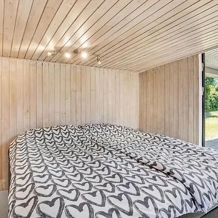 Cozy In Hyllinge With Wifi Кирке-Хиллинге